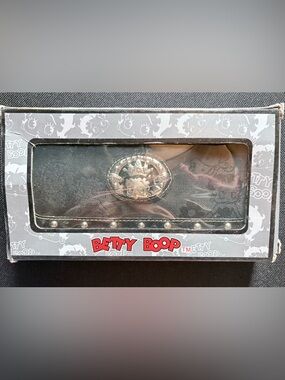 Betty Boop Black Silver Studded Printed Trifold Wallet Snap Closure New In Box